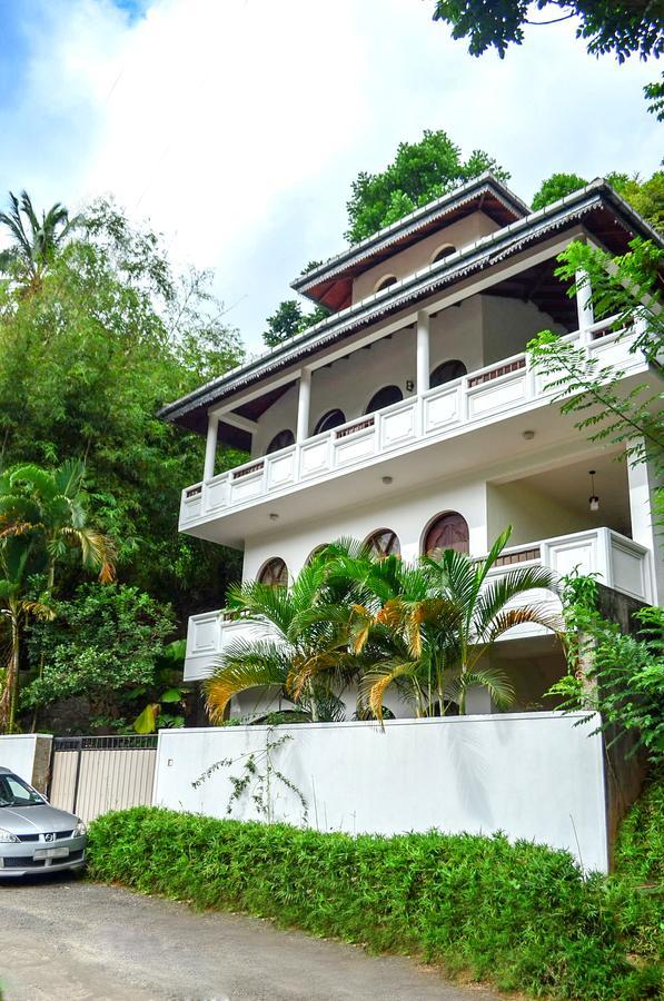 Villa Nine Kandy Exteriör bild